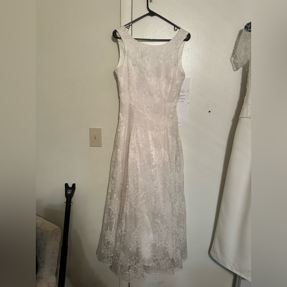 Elegant White Lace Dress